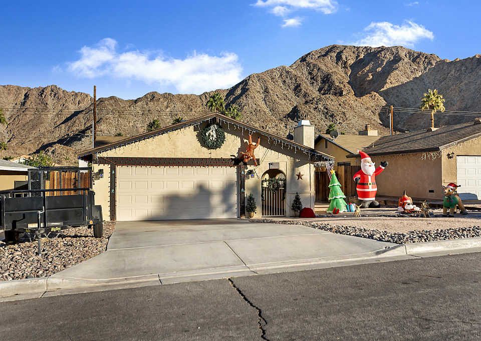 1st image of 54390 Avenida Velasco