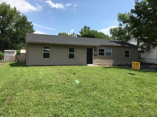 40 Drexel Dr, Cahokia, IL 62206