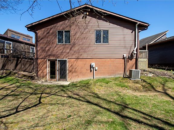 5th image of 1798 Pine Cove Dr