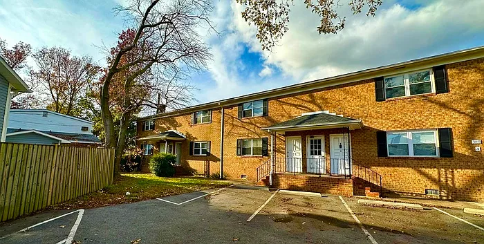 3475 Azalea Garden Rd Apartments