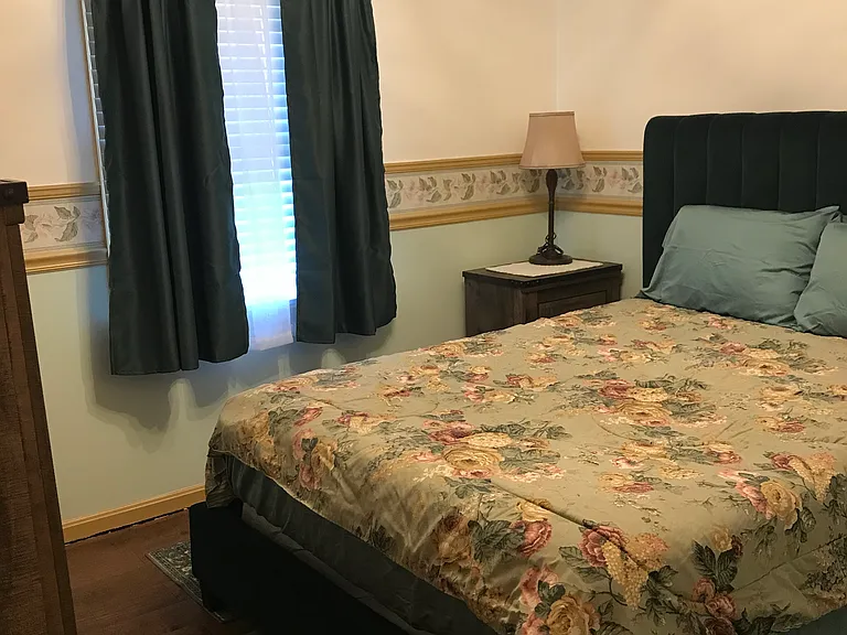 360 Mill Ln — Photo 6