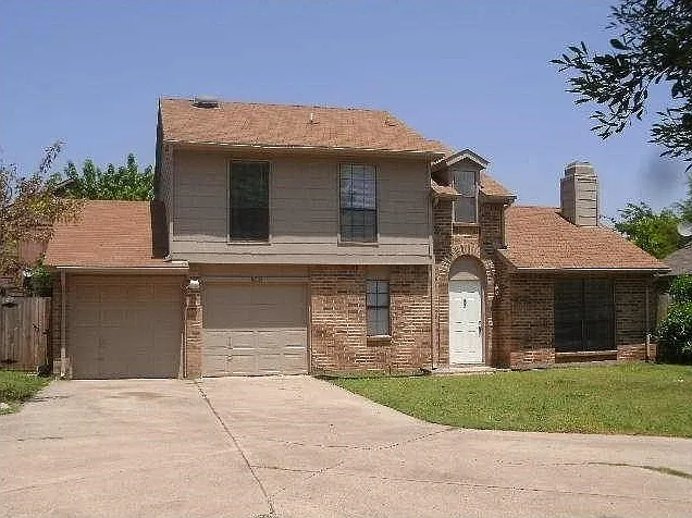 6733 Dandelion Dr — Photo 1
