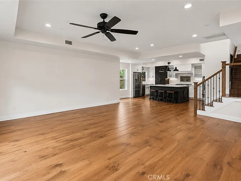 1096 Canyon View Dr — Photo 11