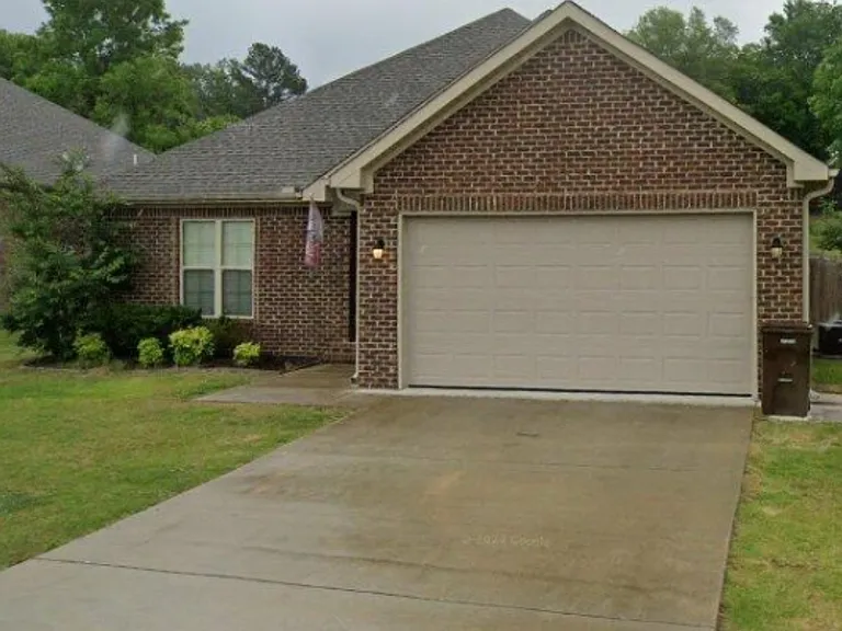 105 White Water Ln — Photo 1