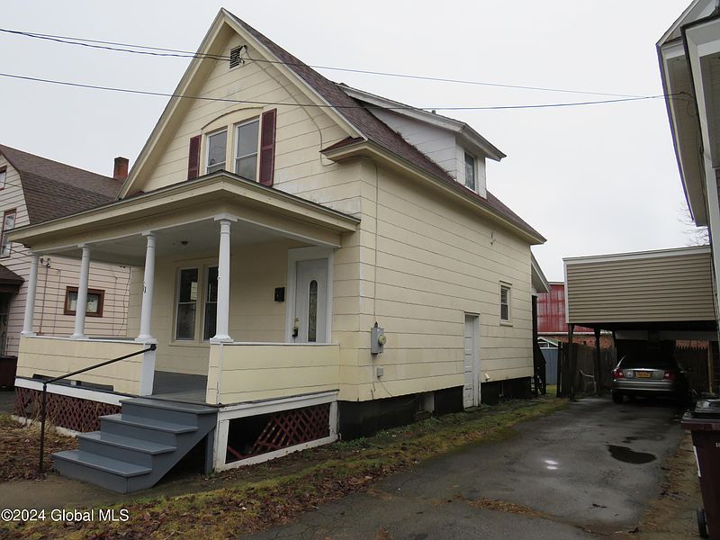 4th image of 11 Burlington Avenue