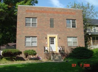 630 22nd St #A, Des Moines, IA 50312
