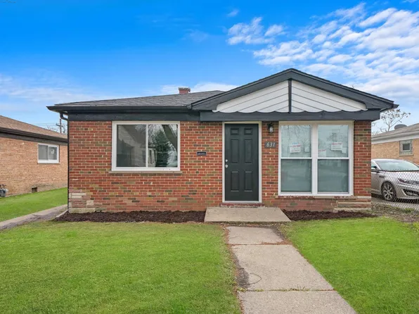 631 E 155th St, Phoenix, IL 60426