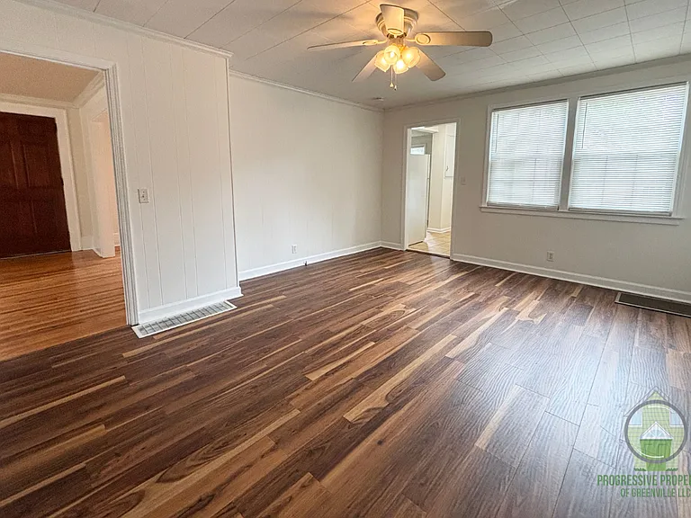 106 Princeton Ave — Photo 8
