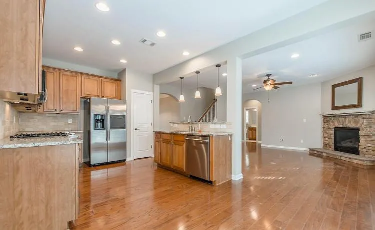 7661 Legacy Rd — Photo 7