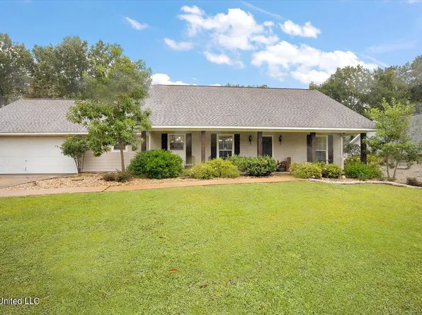 15 Lamplighter Rd, Pearl, MS 39208