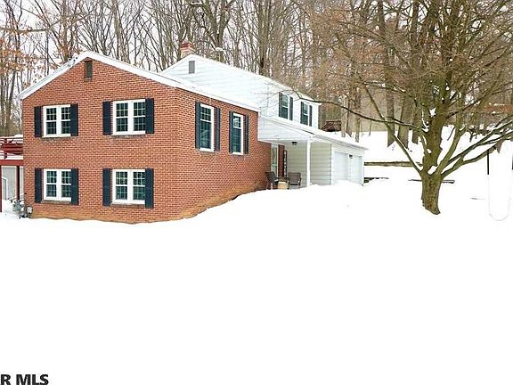 2nd image of 371 Douglas Dr