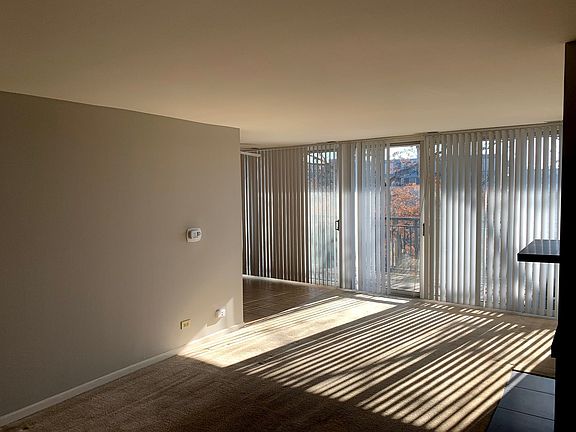 2nd image of 5950 Oakwood Dr APT 4C