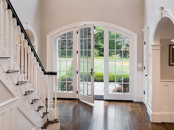 4th image of 37 Forster Rd