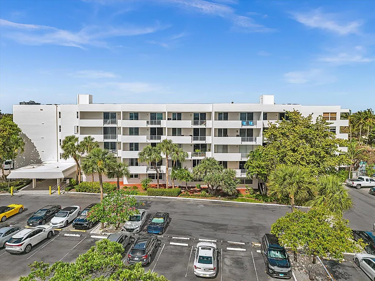 1421 S Ocean Blvd #219 — Photo 30
