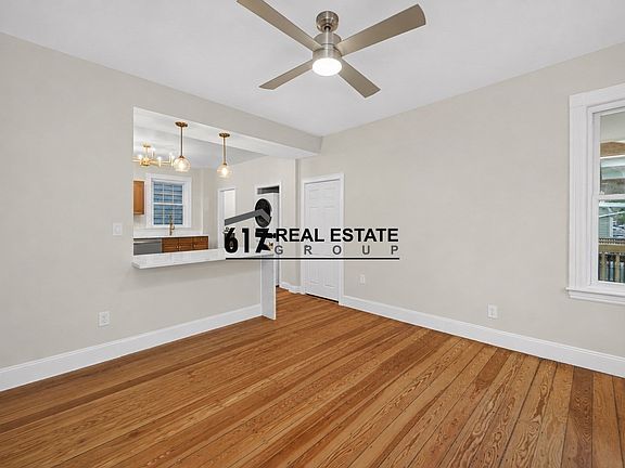 4th image of 42 Etna St