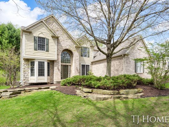 2383 Arbortree Ct SE, Grand Rapids, MI 49546
