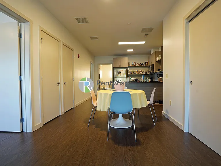 400 Langley Rd #301 — Photo 25