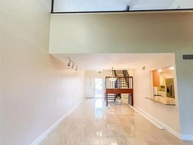 10740 S Golfview Dr #Townhouse 10740 — Photo 13