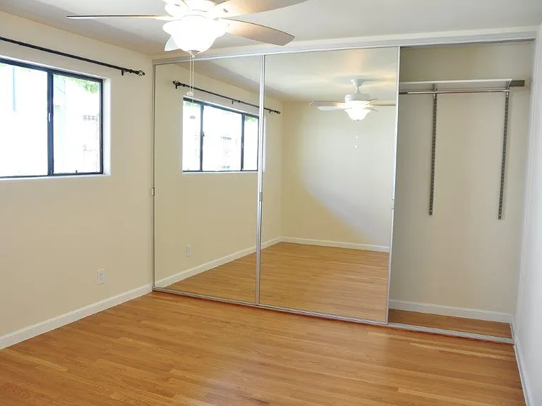 828 N Martel Ave #2 — Photo 25
