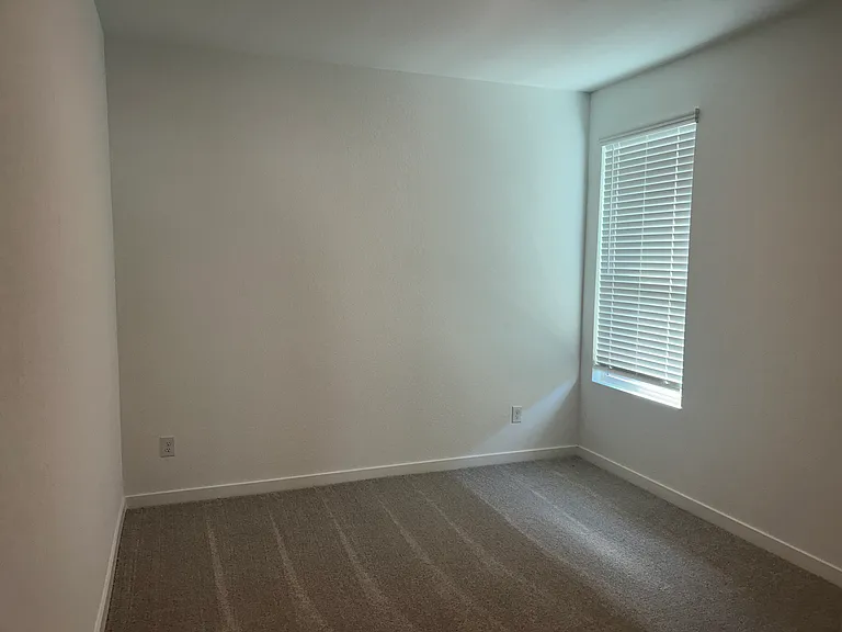 2272 Monument Hl — Photo 28