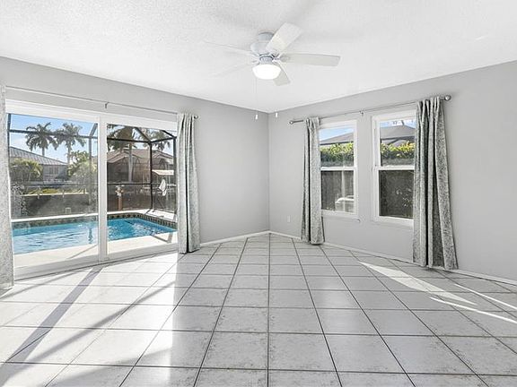 5th image of 4535 SW 13th AVE