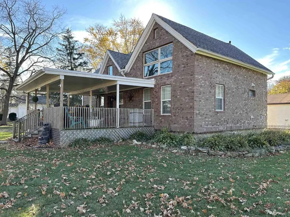 318 Pleasant STREET, Clinton, WI 53525