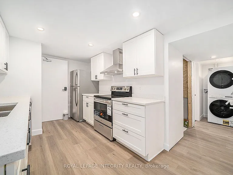 58 Wigan Dr #B — Photo 4