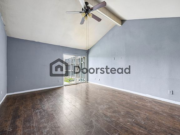 4th image of 2803 Scottsbluff Dr