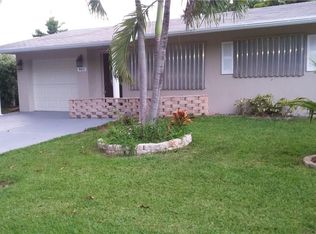 4411 S Mainland Dr, Tamarac, FL 33319