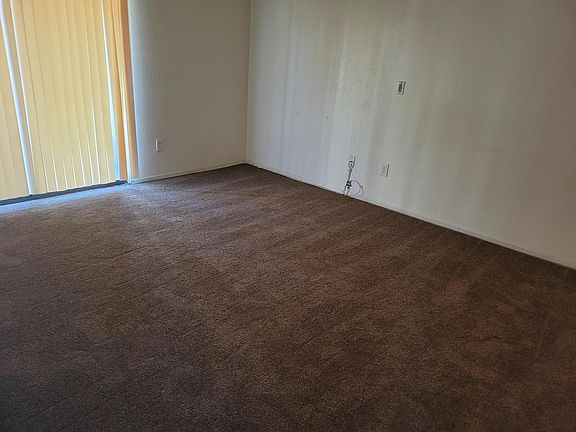3rd image of 1265 Kendall Dr APT 413