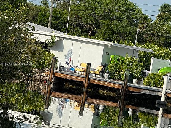 5th image of 1301 Grouper Dr #B