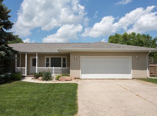 1946 Caras Rd, Waterloo, IA 50701