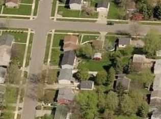 6223 S Mohawk Ave, Ypsilanti, MI 48197