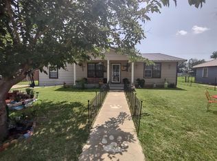 1612 Houston St, Lockney, TX 79072