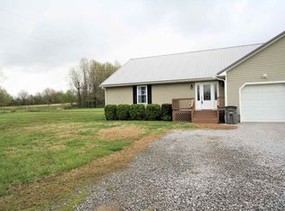 8870 Old Hinkleville Rd, West Paducah, KY 42086