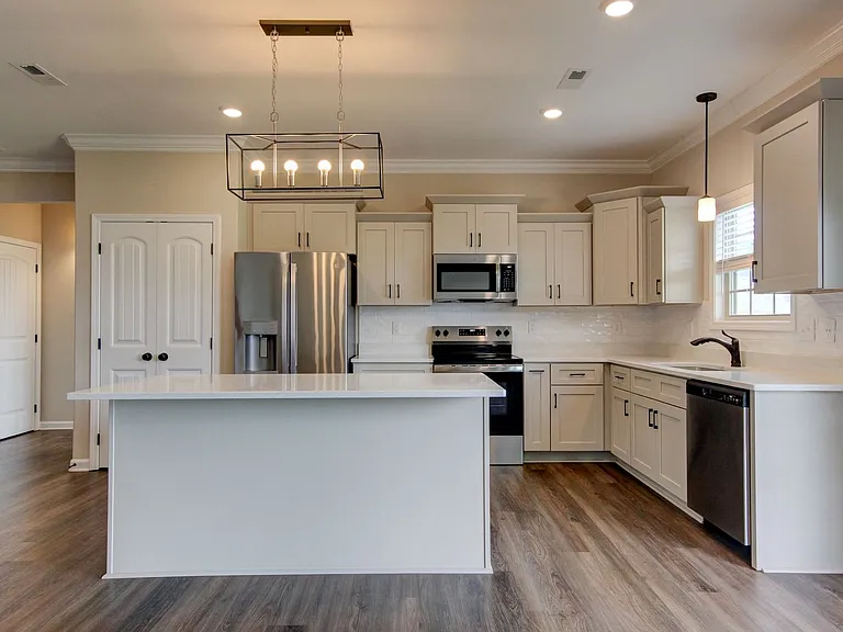 2547 Rafiki Dr — Photo 18