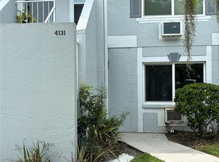 4131 Dolphin Dr #4131, Tampa, FL 33617