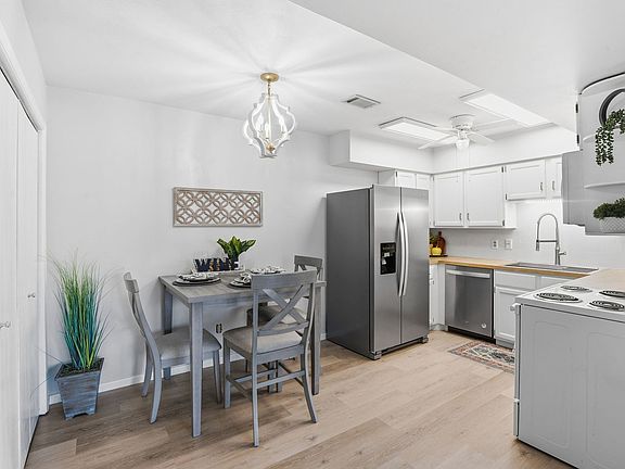 5th image of 4190 Mallard Ct APT 10