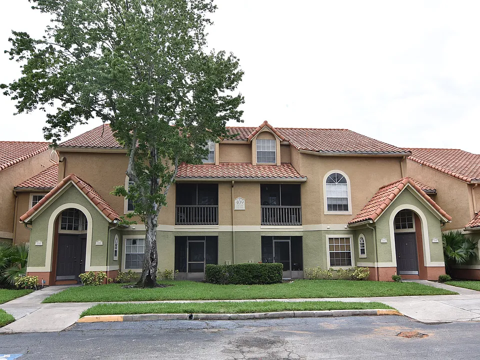 409 Fountainhead Cir #234