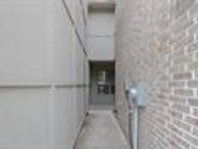 3009 Galveston St — Photo 32