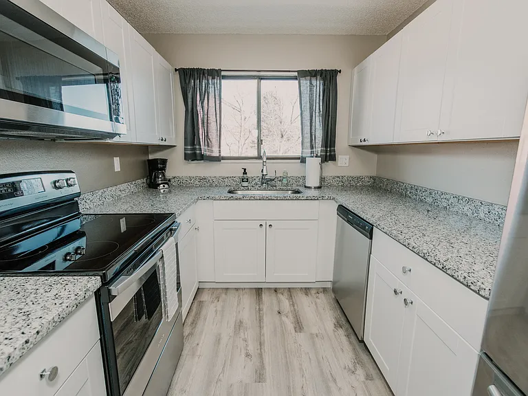 318 Wright St #206 — Photo 7
