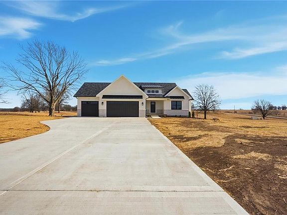 3rd image of 9915 Stockdale Rd