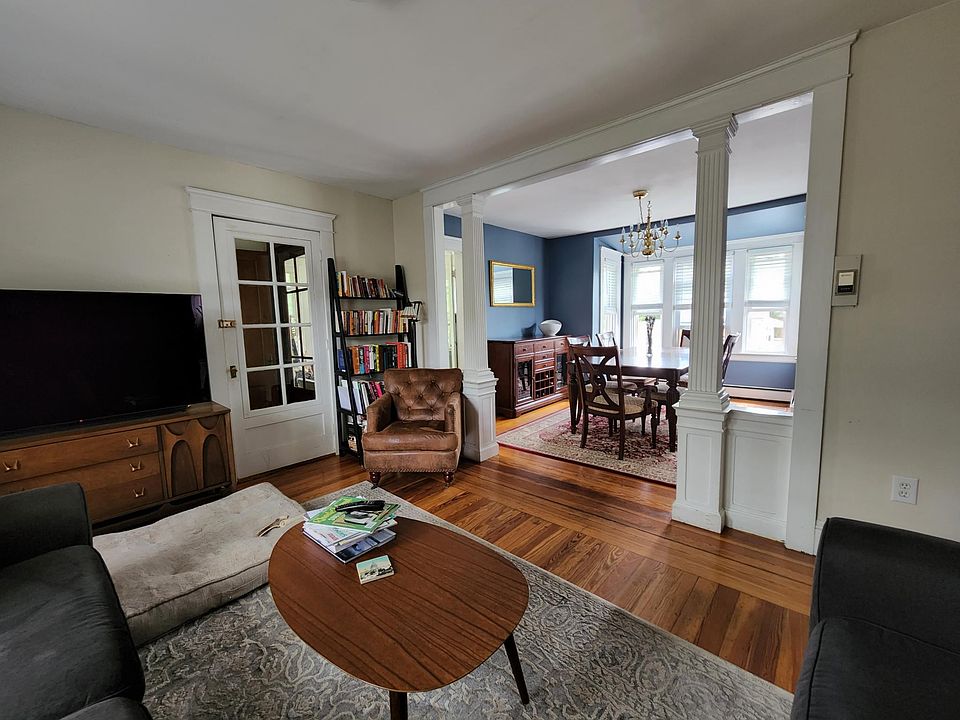 1st image of 116 Bishop Ave #2