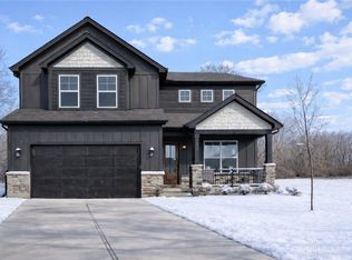 6812 Cork Dr, West Chester, OH 45069