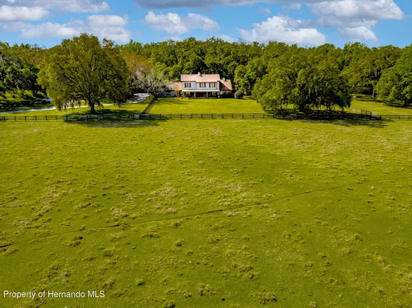 25212 Croom Rd, Brooksville, FL 34601