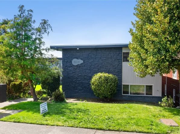 2614 Rucker Avenue, Everett, WA 98201
