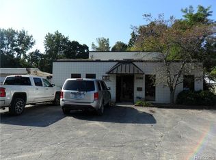 2140 Industrial Dr, Howell, MI 48843