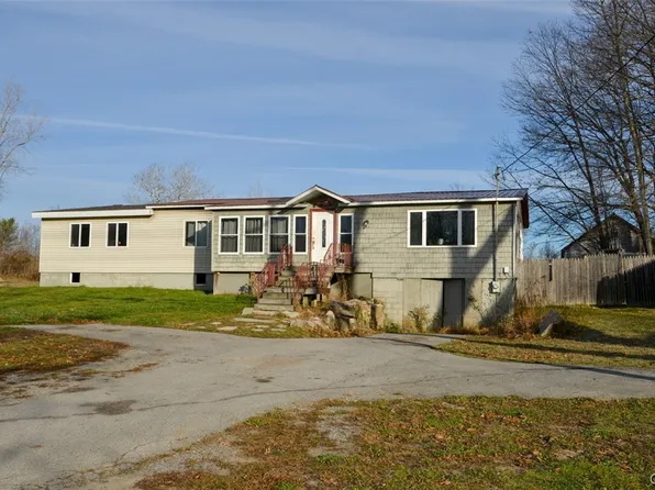 44511 County Route 100a, Wellesley Island, NY 13640