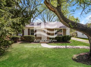 2920 N Mission Rd, Peoria, IL 61604