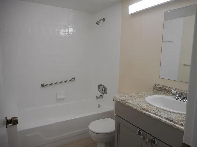 202 Foxtail Dr #F1 — Photo 10